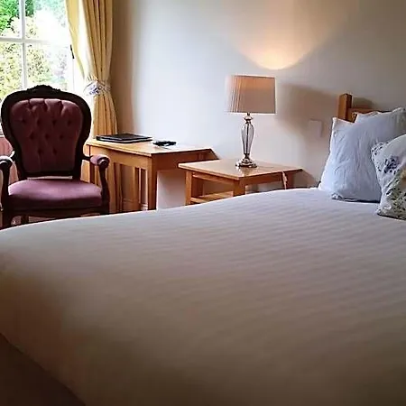 The Waterfront Hotel