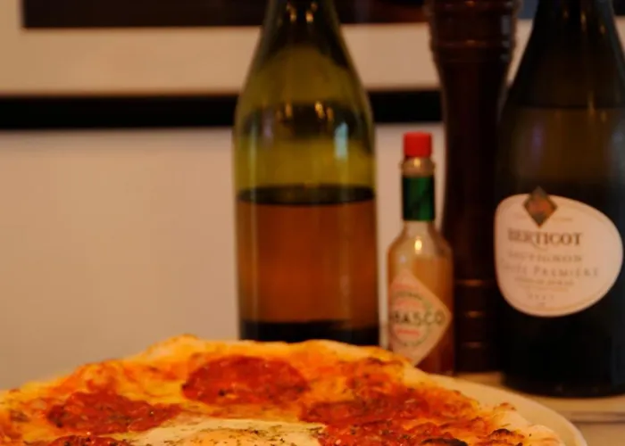 Hotel The Waterfront 3*